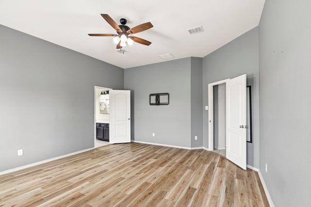 108 Clydesdale Drive, Fate, TX 75087