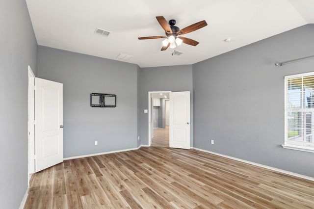 108 Clydesdale Drive, Fate, TX 75087