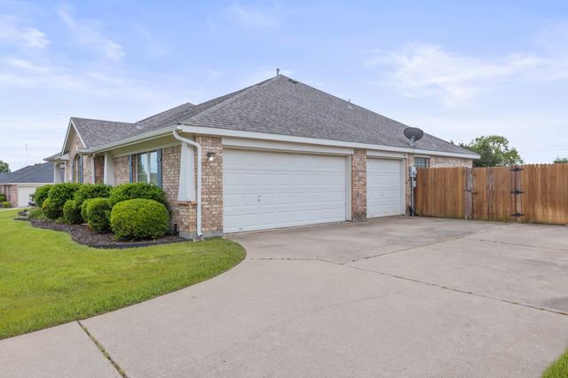 108 Clydesdale Drive, Fate, TX 75087