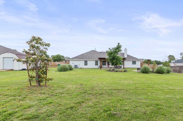 108 Clydesdale Drive, Fate, TX 75087