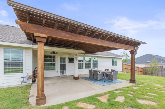 108 Clydesdale Drive, Fate, TX 75087