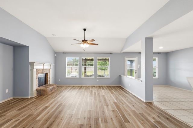 108 Clydesdale Drive, Fate, TX 75087