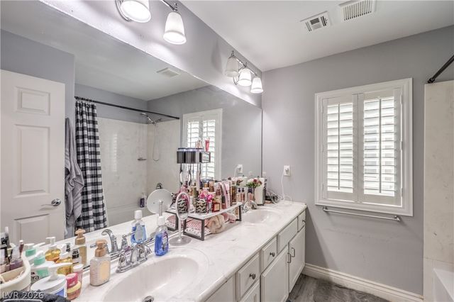 8200 Duncan Peak Court, Las Vegas, NV 89139