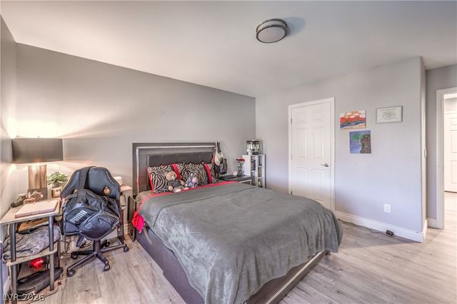 8200 Duncan Peak Court, Las Vegas, NV 89139