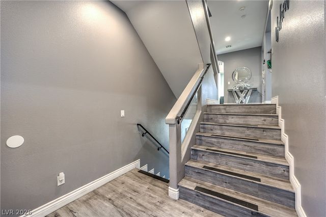 8200 Duncan Peak Court, Las Vegas, NV 89139