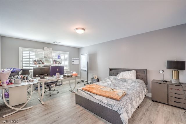 8200 Duncan Peak Court, Las Vegas, NV 89139