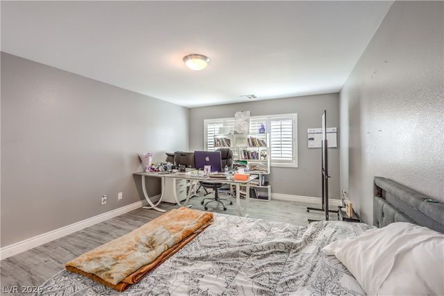 8200 Duncan Peak Court, Las Vegas, NV 89139