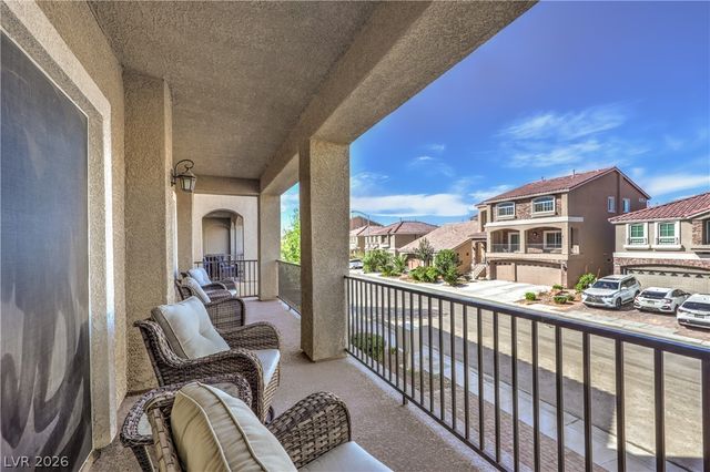 8200 Duncan Peak Court, Las Vegas, NV 89139