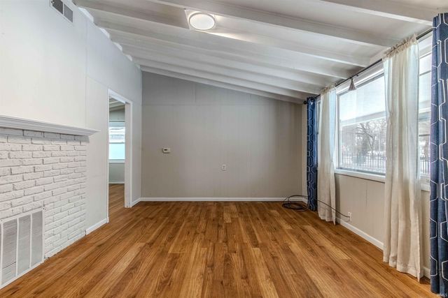 817 W Edgar Avenue, Mishawaka, IN 46545