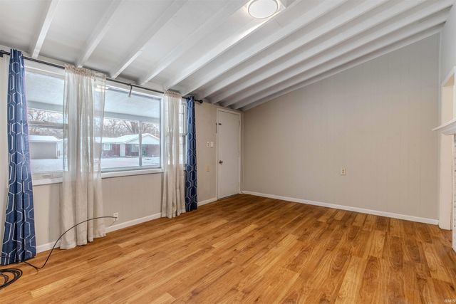 817 W Edgar Avenue, Mishawaka, IN 46545