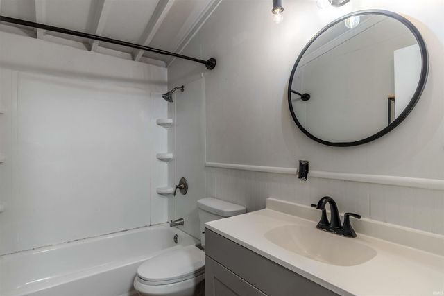 817 W Edgar Avenue, Mishawaka, IN 46545