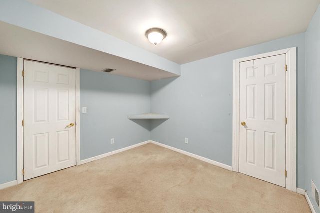 335 E VILLAGE RD, Elkton, MD 21921