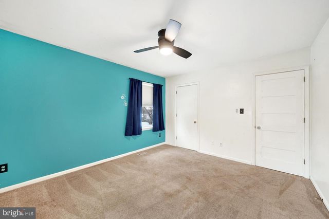 335 E VILLAGE RD, Elkton, MD 21921