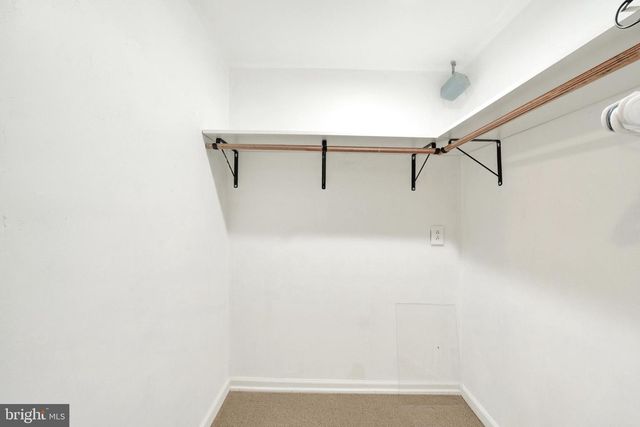 335 E VILLAGE RD, Elkton, MD 21921