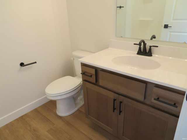 18514 Nankeen Court, New Paris, IN 46553