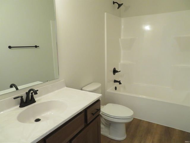 18514 Nankeen Court, New Paris, IN 46553