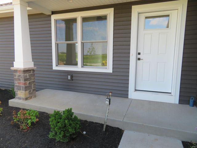 18514 Nankeen Court, New Paris, IN 46553