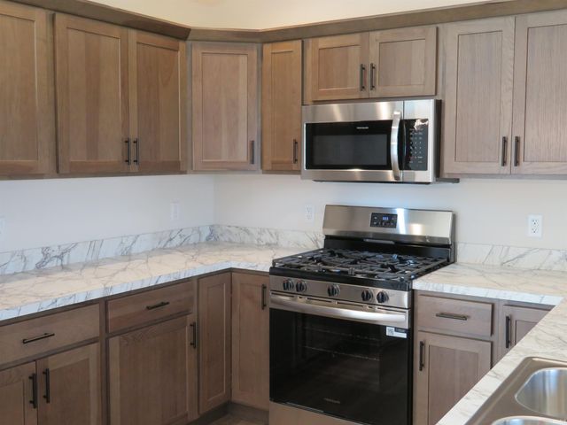 18514 Nankeen Court, New Paris, IN 46553