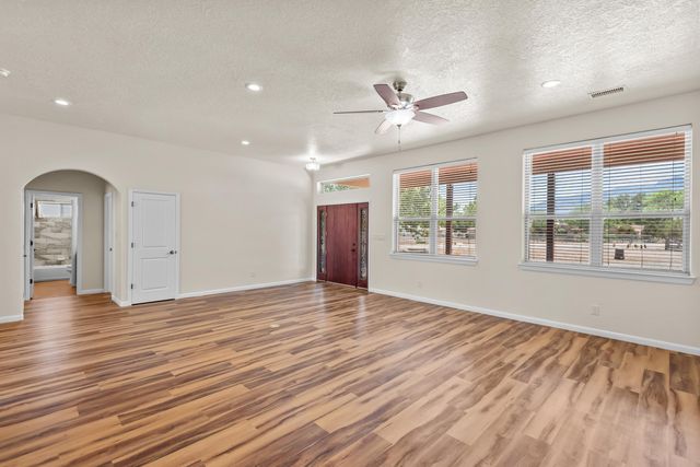 480 Paseo Dulcelina Road, Corrales, NM 87048