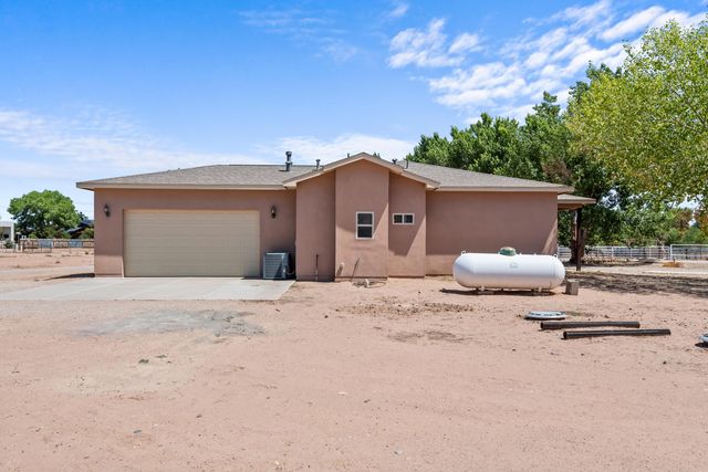 480 Paseo Dulcelina Road, Corrales, NM 87048