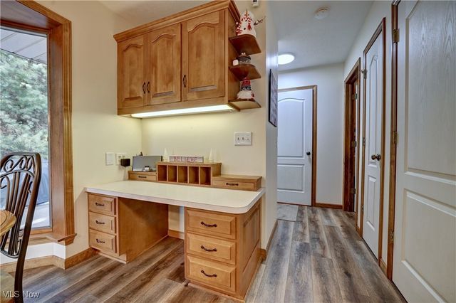 1006 Glen Drive NE, New Philadelphia, OH 44663