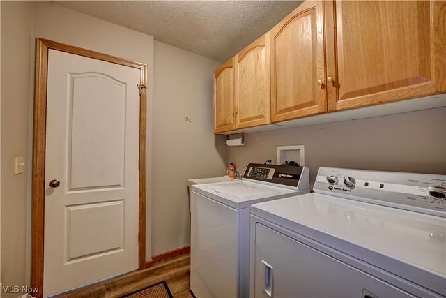 1006 Glen Drive NE, New Philadelphia, OH 44663