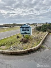 1307 Ocean Shores Blvd Boulevard SW #N14, Ocean Shores, WA 98569
