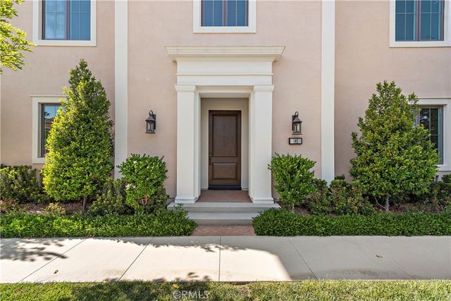 141 Linda Vista, Irvine, CA 92618