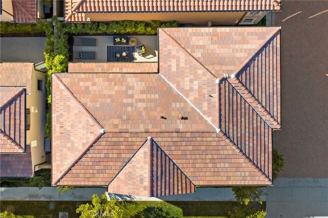 141 Linda Vista, Irvine, CA 92618