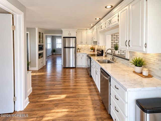 969 Woodcrest Drive, Keyport, NJ 07735