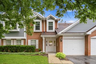 1695 Mansfield Court 6, Roselle, IL 60172