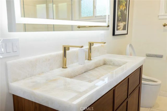 12700 Oakthorn, La Mirada, CA 90638