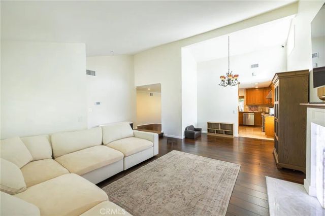 12700 Oakthorn, La Mirada, CA 90638