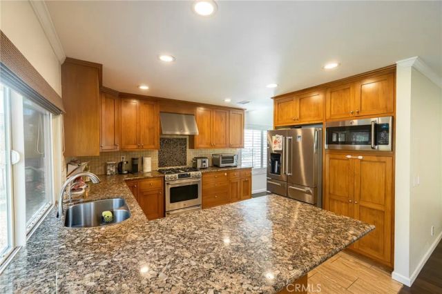 12700 Oakthorn, La Mirada, CA 90638