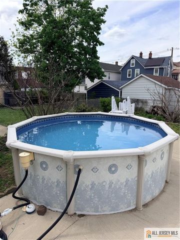 5 Northside Avenue, South River, NJ 08882