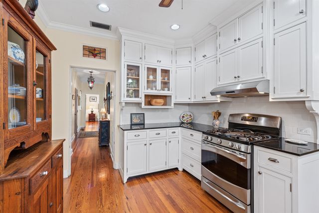 825 Alamanda Street, Boca Raton, FL 33486