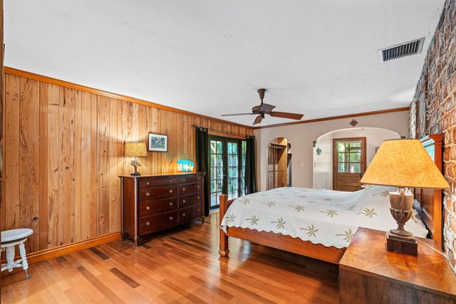 825 Alamanda Street, Boca Raton, FL 33486