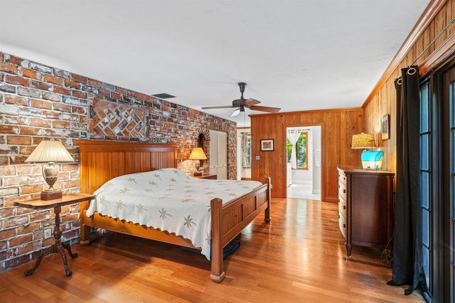 825 Alamanda Street, Boca Raton, FL 33486