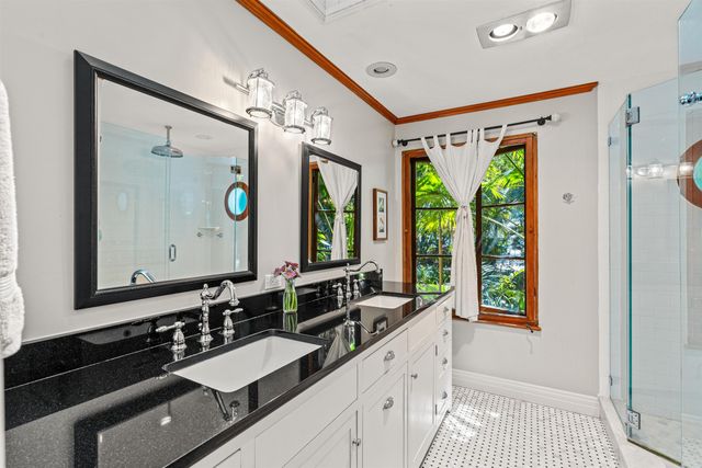 825 Alamanda Street, Boca Raton, FL 33486