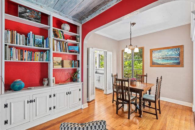 825 Alamanda Street, Boca Raton, FL 33486