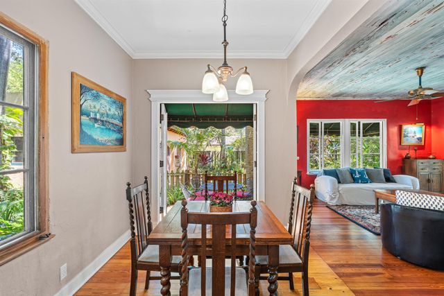 825 Alamanda Street, Boca Raton, FL 33486