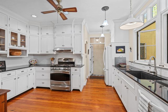 825 Alamanda Street, Boca Raton, FL 33486