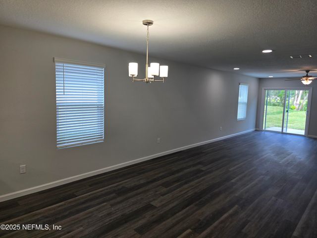 15236 ROBERT Avenue, Jacksonville, FL 32218