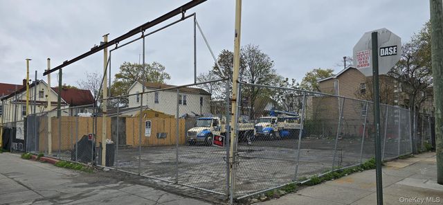 109-17 Sutphin Boulevard, Jamaica, NY 11435