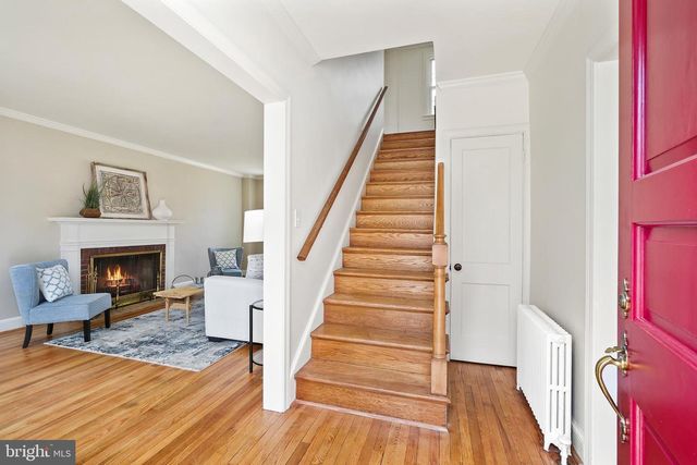 902 JACKSON AVE, Takoma Park, MD 20912