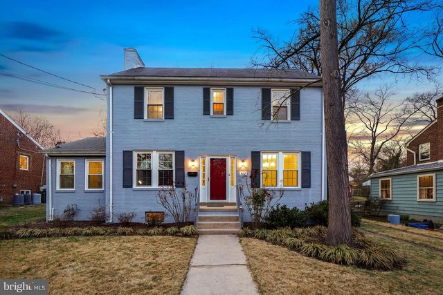 902 JACKSON AVE, Takoma Park, MD 20912