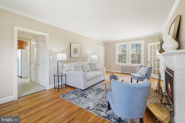 902 JACKSON AVE, Takoma Park, MD 20912