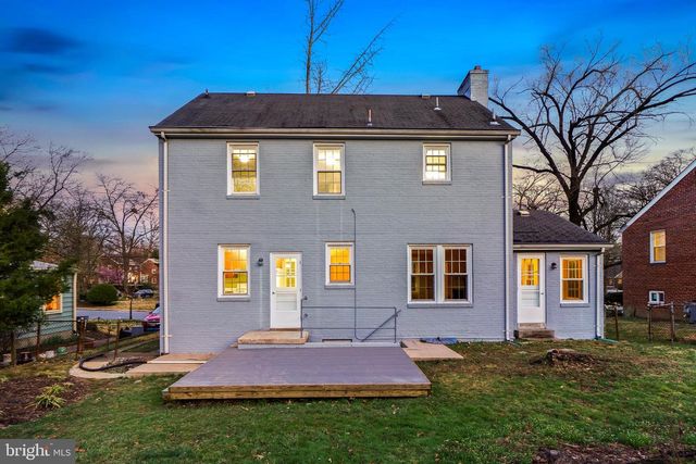 902 JACKSON AVE, Takoma Park, MD 20912