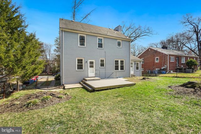 902 JACKSON AVE, Takoma Park, MD 20912