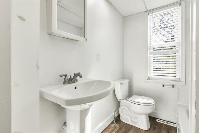 18 Pentucket St, Haverhill, MA 01830